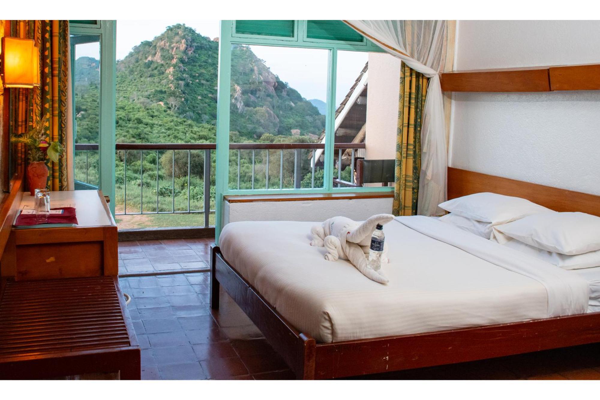 Ngulia Safari Lodge Ithumba 外观 照片