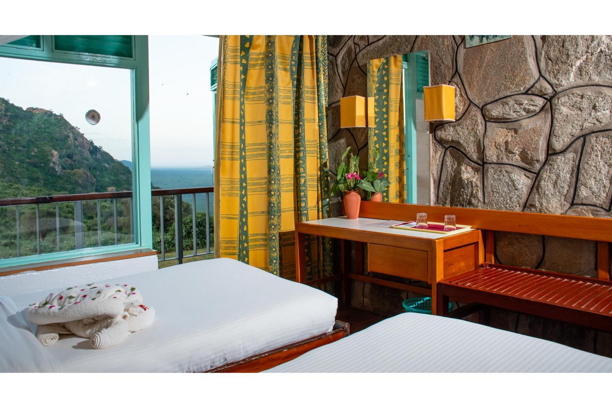 Ngulia Safari Lodge Ithumba 外观 照片
